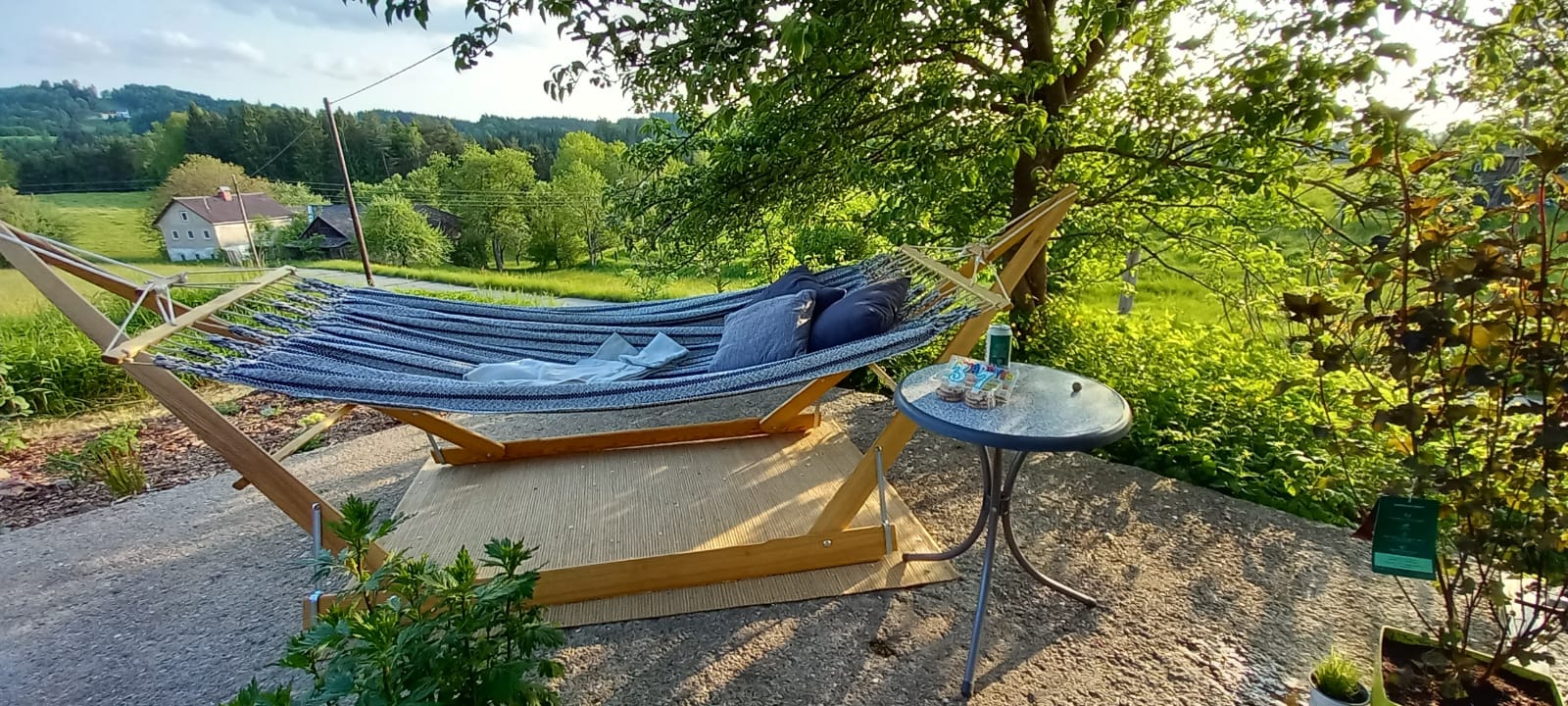 Gemütlicher Liegeplatz auf der Terrasse